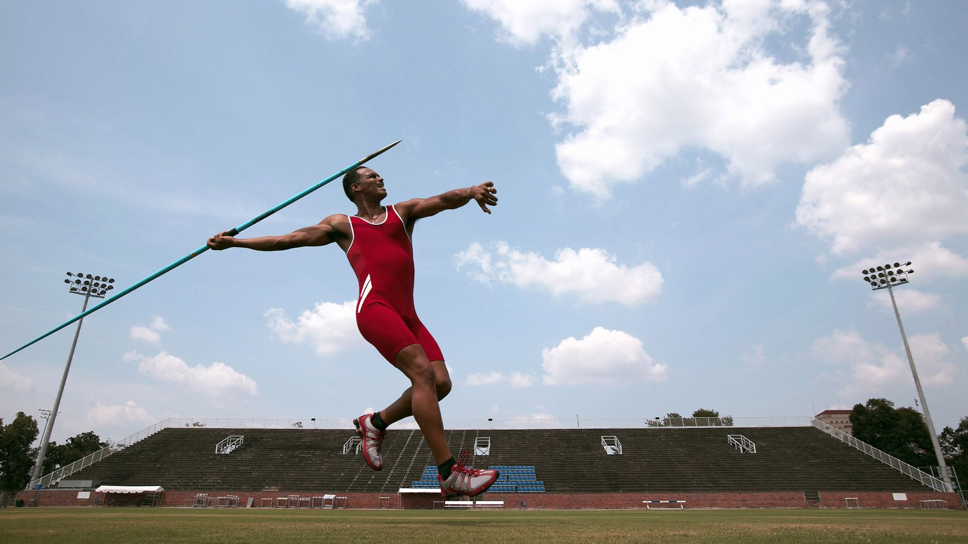 _高空空中漂移：在云间释放速度激情_，空中飘移